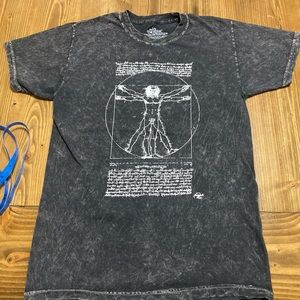 Aeropostale Leonardo Da Vinci's Vitruvian Man Graphic Tee. Size Medium.